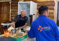 Житель Турана открыл кафе при помощи соцконтракта в Парке первых русских переселенцев
