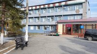 Сбер помог оснастить парковой мебелью учреждения культуры и здравоохранения Тувы