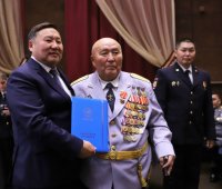 В Туве состоялось торжественное мероприятие, посвященное Дню сотрудника органов внутренних дел