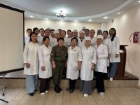 Студенты-медики Медколледжа Тувы встретились со старшей коллегой, участницей СВО