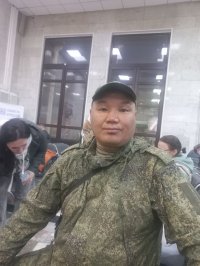 Ветеран СВО из Тувы прошел обучение и получил удостоверение тракториста-машиниста