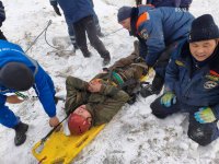 В Туве спасли находившихся на грани гибели на сколе скал двух местных жителей благодаря неравнодушному кызылчанину