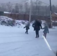 В Кызыле бдительные граждане сообщили о нетрезвой женщине с детьми правоохранителям