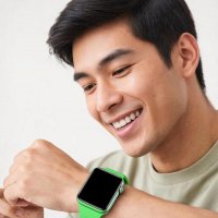 Картами Сбера теперь можно платить со смарт‑часов с приложением FlipUp