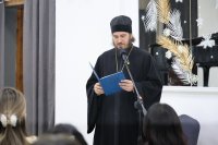 В Кызылском колледже искусств состоялся ежегодный Рождественский концерт хоровой музыки