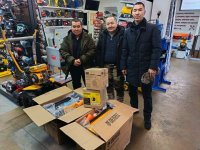 Тува собирает подарки перед Шагаа: Тоджинский кожуун передал помощь для земляков на СВО