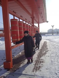 В Туве для семей участников СВО в преддверии Шагаа проводят экскурсии по истории буддизма