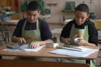 Буддийские символы и образы cтали конкурсной темой для юных камнерезов Тувы