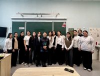 Центр тувинской культуры проводит занятия по традиционному народному этикету