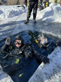 Водолазы-спасатели Службы ГО и ЧС Тувы провели тренировку в экстремальных условиях