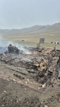 В Монгун-Тайгинском районе Тувы подросток получил тяжелые ожоги, когда решил покурить рядом с канистрой с бензином