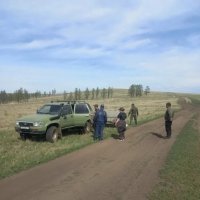 В Туве разворачивают направляющиеся в леса машины