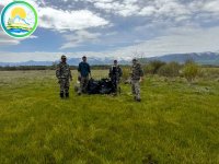 Лесники Тувы убрали мусор за отдыхающими на озере Чагытай