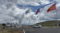 На въезде в Кызыл устанавливают новую стелу