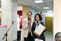 В Национальном музее Тувы открылась персональная выставка Ларисы Норбу «Дочь степи, оживившая камень»