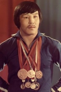 Тува принимает Олимпийского чемпиона 1976 года, легендарного борца Павла Пинигина