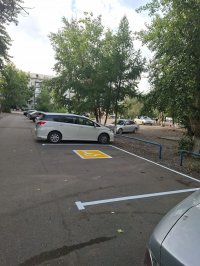 По просьбе ветеранов СВО в Кызыле обустроили парковки для маломобильных граждан